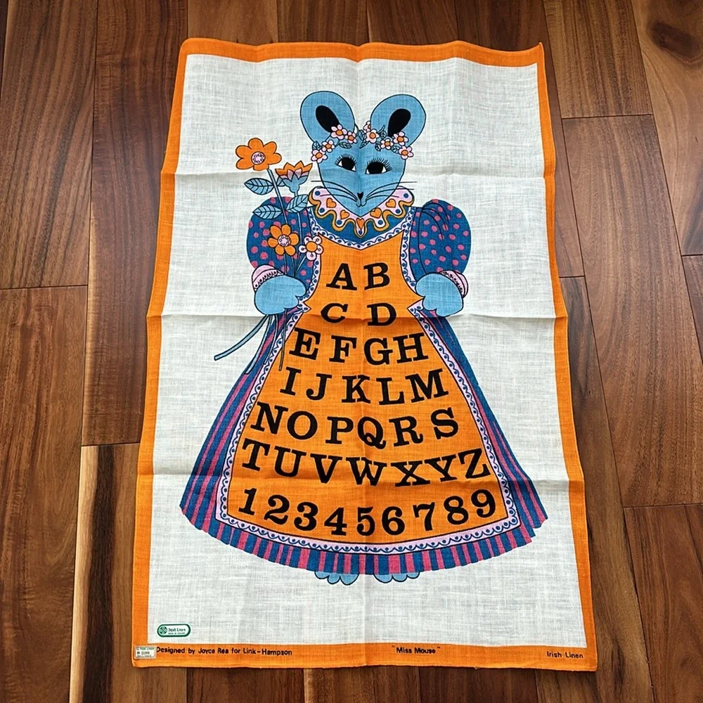 PURE IRISH LINEN MISS MOUSE DESIGNED BY JOYCE REA 30.5” x 19.5”